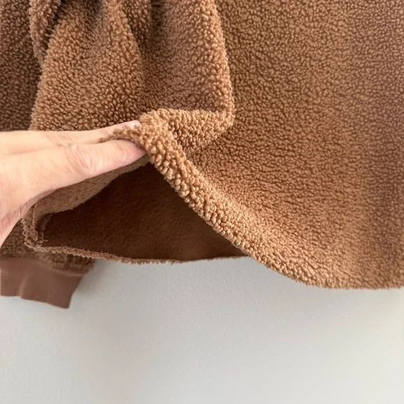 American Eagle Outfitters Tan Sherpa Jacket - Picture 6 of 7